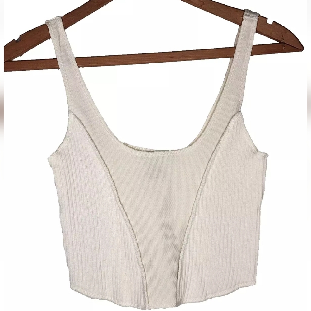 Forever 21 Cropped Tank Top in Ivory Size S